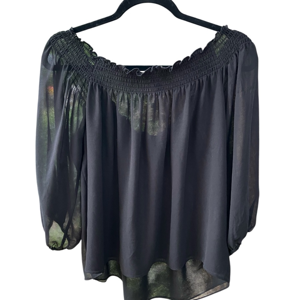 NWOT BCBG MAXAZRIA Smocked Neck Puff Sleeve‎ Blouse Black Lightweight Medium